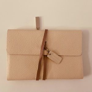 Authentic Pandora Leather petit journal